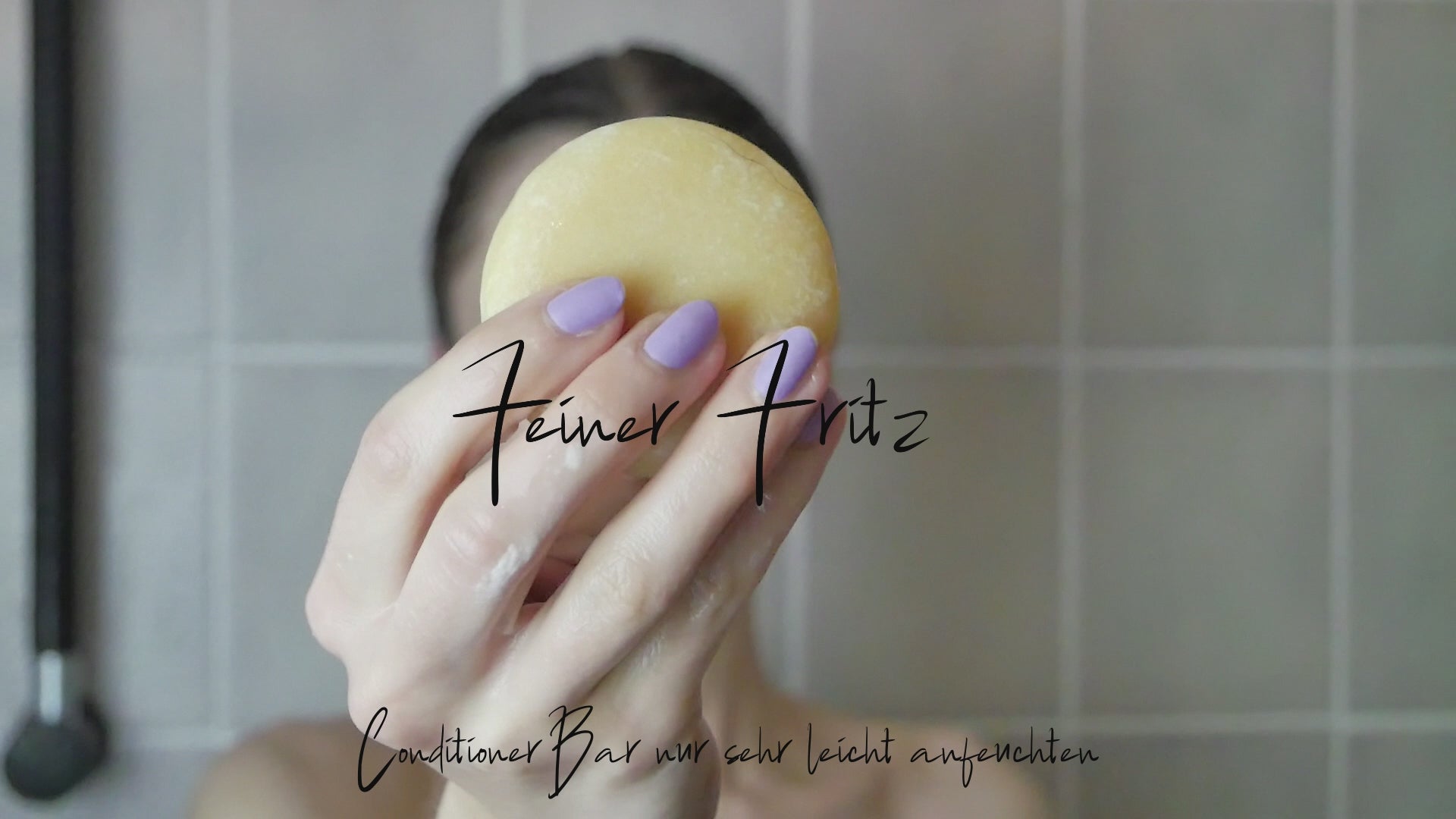 anwendund-video-fester-conditioner-feiner-fritz-für-trockenes-haar